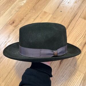 Goorin Bros Olive Fedora with Charcoal Band